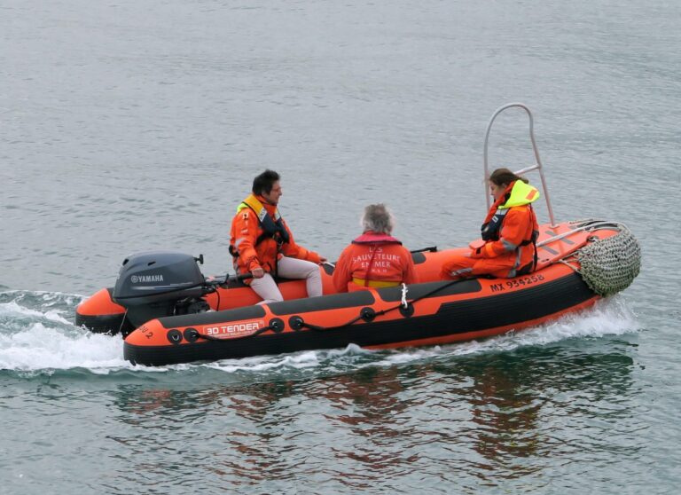 344_rescue_05.jpg